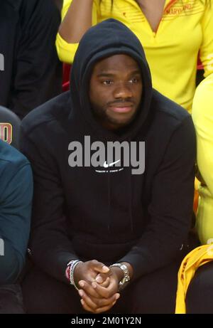 College Park, Maryland, États-Unis. 2nd décembre 2022. Joueur de tennis classé au monde 19th, Frances Tiafoe vu en première ligne au NCAA Men's basketball Maryland Terrapins jeu contre les combats Illini au Xfinity Center à College Park, Maryland sur 2 décembre 2022. Crédit : Mpi34/Media Punch/Alamy Live News Banque D'Images