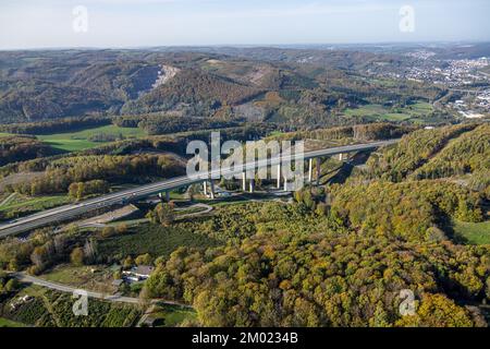 Vue aérienne, chantier pont inspection pont vallée pont Brunsbecke de l'autoroute A45, Dahl, Hagen, région de la Ruhr, Rhénanie-du-Nord-Westphalie, Allemagne, Fre Banque D'Images