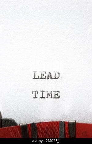 Expression de délai écrite avec une machine à écrire. Banque D'Images