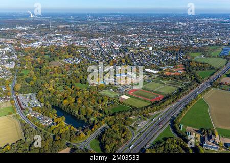 Vue aérienne, grand centre sportif Filder Benden, courts de tennis, terrain de football, piscine ENNI Solimare, Moers-Vinn, Moers, région de la Ruhr, Rhénanie du Nord- Banque D'Images