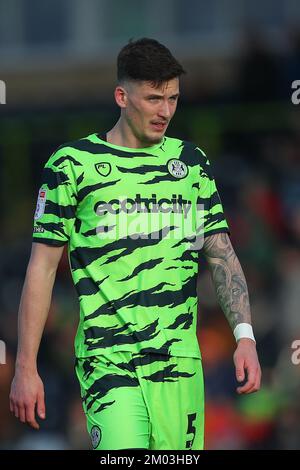 Nailsworth, Royaume-Uni. 03rd décembre 2022. Oliver Casey #5 de Forest Green Rovers pendant le match Sky Bet League 1 Forest Green Rovers vs Cambridge United à The New Lawn, Nailsworth, Royaume-Uni, 3rd décembre 2022 (photo de Gareth Evans/News Images) à Nailsworth, Royaume-Uni le 12/3/2022. (Photo de Gareth Evans/News Images/Sipa USA) Credit: SIPA USA/Alay Live News Banque D'Images