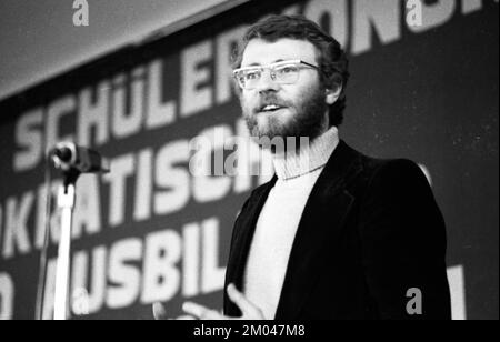 Le congrès étudiant Education démocratique de la jeunesse socialiste allemande des travailleurs (SDAJ) orientée vers le DKP, le 01.03.1975 à Brême.Uwe Knickrehm, Allemagne, E Banque D'Images