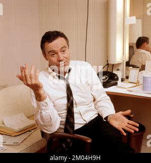 Jack Lemmon. Acteur américain, 1925-2001. Photo lors d'une apparition à la télévision américaine 1963. Roland Palm réf. 5:36:07 Banque D'Images