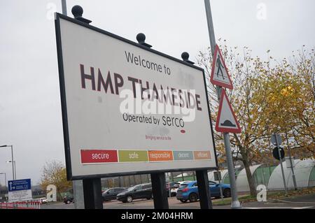 04/12/2022 HMP Thameside, vue générale extérieur . HMP Thameside est une prison de réinstallation de catégorie B dans la région de Thamesmead du Royal Borough de Greenwich, dans le sud-est de Londres Banque D'Images