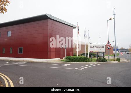 04/12/2022 HMP Thameside, vue générale extérieur . HMP Thameside est une prison de réinstallation de catégorie B dans la région de Thamesmead du Royal Borough de Greenwich, dans le sud-est de Londres Banque D'Images