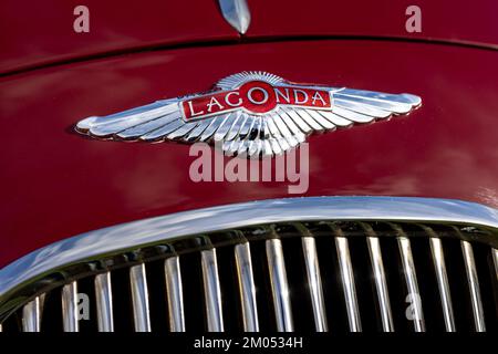 1955 Aston Martin Lagonda ’OUG 959’ exposé au Scramble d’octobre qui s’est tenu au Bicester Heritage Centre le 9th octobre 2022 Banque D'Images