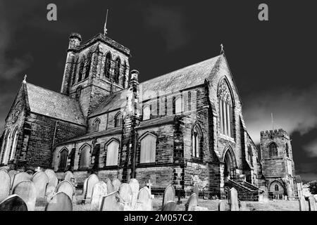 Eglise St Hilary, Wallasey, Wirral, Royaume-Uni - noir et blanc Banque D'Images