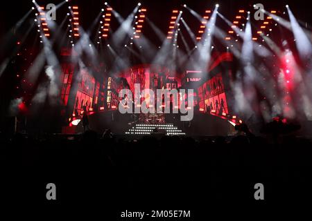 Klaus Meine le chanteur du groupe allemand de hard rock, Scorpions, se produit sur la scène pendant le ‘Enfer and Heaven Metal Fes’t au Pegasus Forum. Sur 2 décembre 2022 à Toluca, Mexique. (Photo d'Ismael Rosas/ Eyepix Group) (photo d'Eyepix/Sipa USA) Banque D'Images