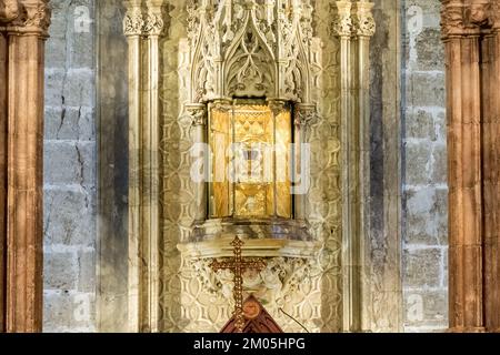 Détail architectural de la chapelle du Saint Chalice, située à l'intérieur de la cathédrale de Valence, dans le centre historique de la ville Banque D'Images