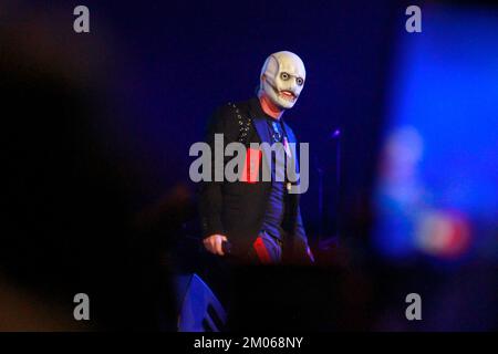 Toluca, Mexique. 03rd décembre 2022. Corey Taylor, la chanteuse en chef du groupe américain Slipnest, se produit sur scène au cours du deuxième jour du festival de l'Enfer et du ciel de métaux à Foro Pegaso à Toluca, au Mexique. (Photo de Carlos Santiago/ Groupe Eyepix/NurPhoto) Credit: NurPhoto/Alay Live News Banque D'Images