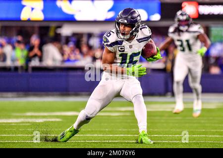 Inglewood, Californie. 4th décembre 2022. Seattle Seahawks Wide Receiver Tyler Lockett #16 en action dans le quatrième trimestre pendant le match de football de la NFL contre les Seattle Seahawks.obligatoire crédit photo: Louis Lopez/Cal Sport Media/Alay Live News Banque D'Images