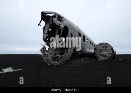 Epave d'avion de Solheimasandur en islande, 1973 US Navy C-117D Banque D'Images