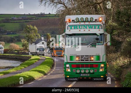 Barryroe Macra Truck and Tractor Run en aide à l'hôpital communautaire Clonakilty et à l'hôpital universitaire et hôpital Marymount, novembre 2022 Banque D'Images