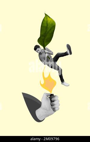 Collage vertical illustration du bras gamma blanc noir tenir la flamme plus légère brûler petit gars terrifié tenir la grande feuille verte isolée sur fond créatif Banque D'Images