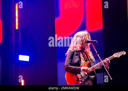 Le groupe espagnol 'Cristina y Los Subterraneos' se produit lors du retour du festival de musique 'Rock al Parque', le plus grand festival de rock d'amérique latine Banque D'Images