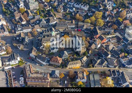 Vue aérienne, vieille ville avec hôtel de ville et evang. collégiale à Herdecke, région de la Ruhr, Rhénanie-du-Nord-Westphalie, Allemagne, Vieille ville, Site de dévotion, Banque D'Images