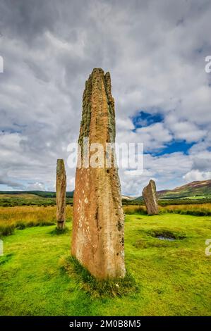 L'image est du cercle de pierre debout de Machrie qui aurait environ 5000 ans sur l'île d'Arran Banque D'Images