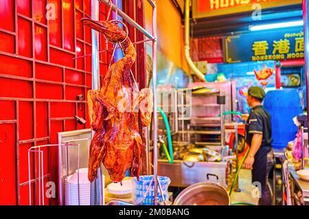 BANGKOK, THAÏLANDE - 23 AVRIL 2019 : canard de Pékin dans un restaurant chinois à Chinatown, sur 23 avril à Bangkok Banque D'Images