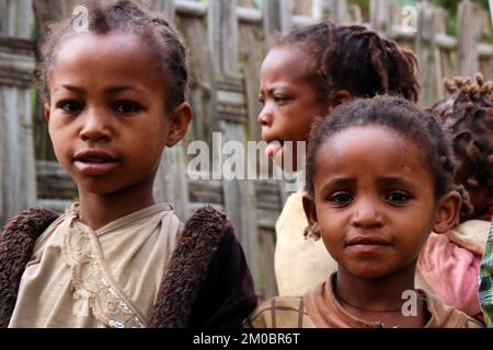 Portrait de petites filles, gens ordinaires, Éthiopie Banque D'Images