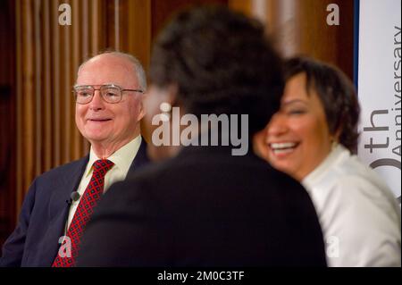 Bureau de l'administrateur (Lisa P. Jackson) - série des conférenciers du 40th anniversaire, William Ruckelshaus , Agence de protection de l'environnement Banque D'Images