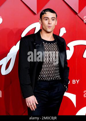 Tom Daley assistait aux Fashion Awards 2022 qui se tiennent au Royal Albert Hall, à Kensington Gore, à Londres. Date de la photo: Lundi 5 décembre 2022. Banque D'Images