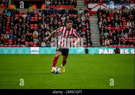 Lynden Gooch de Sunderland AFC en action contre Millwall au championnat EFL. Banque D'Images