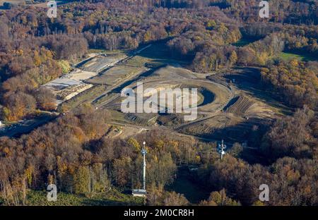 Vue aérienne, , chantier de construction d'aménagement paysager et nouvelle construction d'une tour d'observation dans la forêt de la ville Werl à la frontière de la ville Werl et Wickede, Banque D'Images