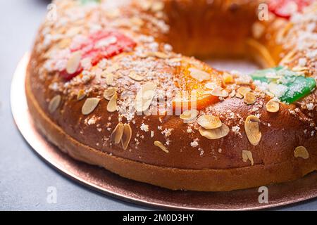 Gâteau de Noël traditionnel espagnol Roscon, gros plan Banque D'Images