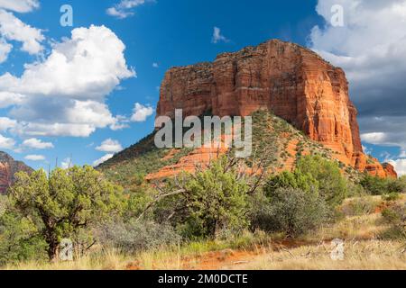 Courhouse Butte, près de Sedona, Arizona, États-Unis, octobre, Par Dominique Braud/Dembinsky photo Assoc Banque D'Images