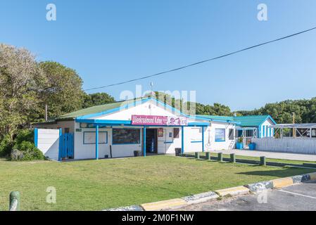 Gansbaai, Afrique du Sud - 20 septembre 2022: Le supermarché à Uilenkraalsmond Resort à Franskraalstrand près de Gansbaai dans la province du Cap occidental Banque D'Images