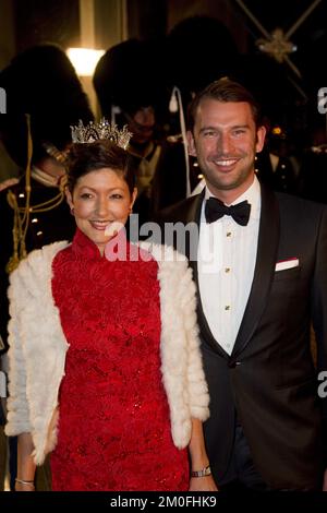 La famille royale danoise assiste à un concert de gala, samedi 14 janvier., tenu à la salle de concert du Dr, en l'honneur de l'accession de la reine Margrethe II au trône. Comtesse Alexandra et Martin Jørgensen. (Unger Anthon/POLFOTO) Banque D'Images