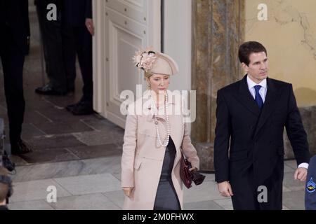 La famille royale danoise participe à un service religieux de célébration à l'église du Palais Christiansborg, dimanche 15 janvier. En relation avec le 40th de la reine Margrethe. Jubilé. La princesse Marie-Chantal et le prince héritier Pavlos. (Unger Anthon/POLFOTO) Banque D'Images