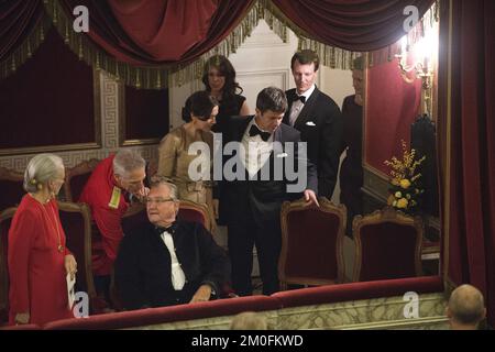 Le mardi 6 novembre 2012, la reine Margrethe et le prince Consort Henrik ont accueilli le concert de Fredensborg à l'église du palais de Fredensborg. Le concert de cette année a été en reconnaissance de la culture d'entrepreneur et des enthousiastes qui caractérisent l'environnement entrepreneurial au Danemark. La princesse de la Couronne Mary, le prince de la Couronne Frederik, le prince Joachim et la princesse Marie ont également assisté au concert. (Thomas SjÃ¸up/POLFOTO) Banque D'Images