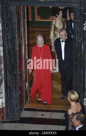 Le mardi 6 novembre 2012, la reine Margrethe et le prince Consort Henrik ont accueilli le concert de Fredensborg à l'église du palais de Fredensborg. Le concert de cette année a été en reconnaissance de la culture d'entrepreneur et des enthousiastes qui caractérisent l'environnement entrepreneurial au Danemark. La princesse de la Couronne Mary, le prince de la Couronne Frederik, le prince Joachim et la princesse Marie ont également assisté au concert. (Thomas SjÃ¸up/POLFOTO) Banque D'Images