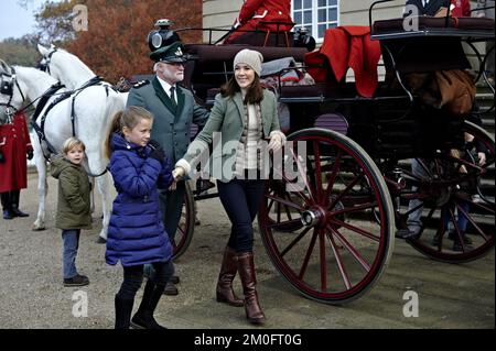 Le prince Isabella, princesse de la Couronne Mary, a assisté à la chasse traditionnelle de Hubertus à Dyrehaven, à l'Eremmitage Slott, le 1st novembre 201 Banque D'Images