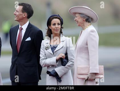 Le Prince Joachim , la princesse Marie et la princesse Benedikte depuis que le président mexicain Enrique Pena Nieto et Mme Angelica Rivera de Pena mercredi sont arrivés à l'aéroport international de Copenhague à Kastrup Banque D'Images