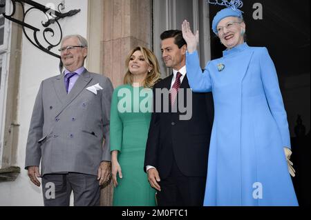 Le Prince Consort Henrik, la Reine Margrethe, a accueilli Enrique Pena Nieto et Angelica Rivera lors de la visite d'État du Président mexicain au Danemark. Banque D'Images