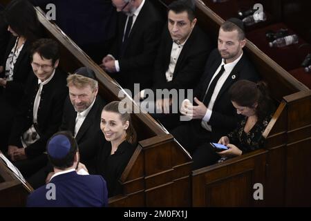 Sur 11 octobre 2018, le président d'Israël, Reuven Rivlin, a visité la synagogue de Copenhague. Cette visite s'inscrit dans le cadre de l'anniversaire de 75th du sauvetage en Suède de plus de 7000 juifs danois du Danemark occupé par les nazis. Étaient également présents le prince héritier de HRH Frederik, le premier ministre Lars Løkke Rasmussen et plusieurs autres chefs de parti, des personnalités culturelles telles que la directrice Susanne Bier et des représentants de la communauté juive du Danemark. Banque D'Images