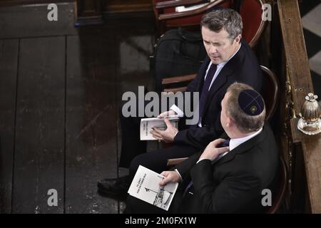 Sur 11 octobre 2018, le président d'Israël, Reuven Rivlin, a visité la synagogue de Copenhague. Cette visite s'inscrit dans le cadre de l'anniversaire de 75th du sauvetage en Suède de plus de 7000 juifs danois du Danemark occupé par les nazis. Étaient également présents le prince héritier de HRH Frederik, le premier ministre Lars Løkke Rasmussen et plusieurs autres chefs de parti, des personnalités culturelles telles que la directrice Susanne Bier et des représentants de la communauté juive du Danemark. Banque D'Images