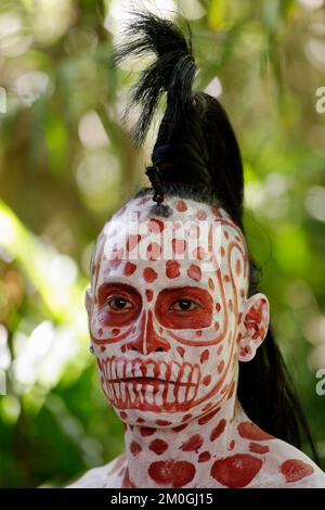 Mexique, Yucatan, Xcaret est un parc archéologique situé dans la Riviera Maya. Portrait d'Ah Puch/Kisin (mort Banque D'Images