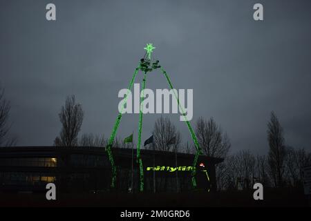 L'arbre de Noël Niftylift, fabriqué à partir de cueilleurs de cerises. Banque D'Images