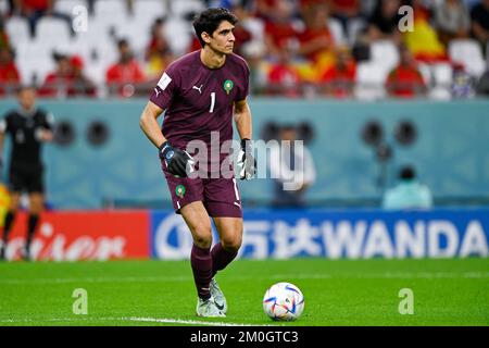 AL RAYYAN, QATAR - DÉCEMBRE 6 : Yassine Bounou du Maroc pendant la ronde de 16 - coupe du monde de la FIFA Qatar 2022 match entre le Maroc et l'Espagne au stade de la ville d'éducation sur 6 décembre 2022 à Al Rayyan, Qatar (photo de Pablo Morano/BSR Agency) Banque D'Images