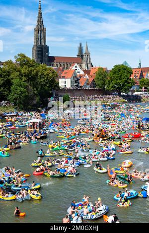 Schwörmontag, Nabada, vacances traditionnelles à Ulm, Danube, Ulm, Bade-Wurtemberg, Allemagne, Europe Banque D'Images