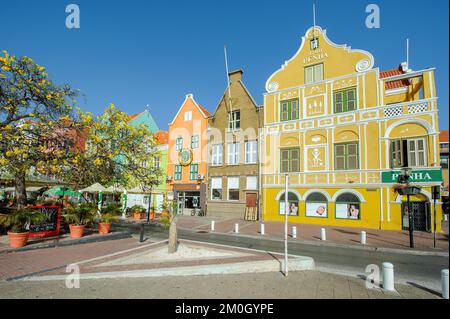 Le représentant historique abrite des bâtiments de l'époque coloniale, Willemstad, Curaçao, les îles ABC, les Antilles néerlandaises, Caraïbes, Amérique du Sud Banque D'Images