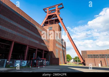 Shaft 12, site classé au patrimoine mondial de l'UNESCO, complexe industriel de la mine de charbon Zollverein, Essen, Allemagne, Europe Banque D'Images