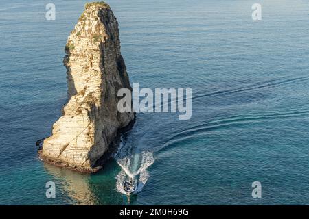 Pigeon rochers à Beyrouth, Liban, mer Méditerranée Banque D'Images