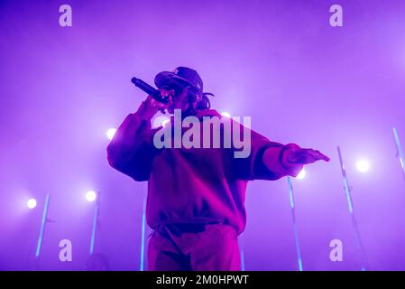 Milan, Italie. 05th décembre 2022. Little Simz sur scène pendant Little Simz - 2022 Live Tour Italie, concert de musique à Milan, Italie, 05 décembre 2022 crédit: Agence de photo indépendante/Alamy Live News Banque D'Images