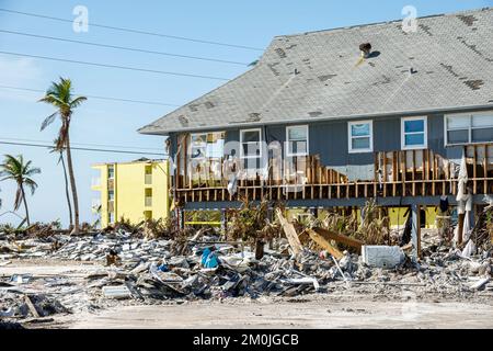 Fort ft. Myers Beach Florida,Estero Island Estero Boulevard,maisons maisons maison maisons propriété Hurricane Ian dégâts destruction endommagée débris détruits Banque D'Images