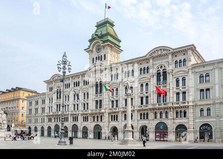 Palazzo del Municipio di Trieste (hôtel de ville), Piazza UNITA d'Italia (place de l'unité de l'Italie), Trieste, région du Friuli Venezia Giulia, Italie Banque D'Images