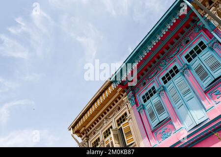 Des boutiques conçues par Peranakan se trouvent dans la partie orientale de Singapour, autour des quartiers de Joo Chiat et de Katong Banque D'Images